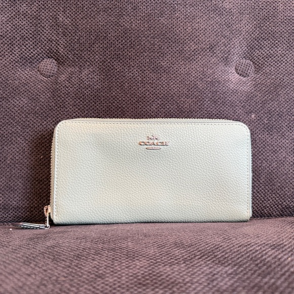 Coach Seafoam Accordion Wallet 8"L X 4"H - Picture 1 of 6